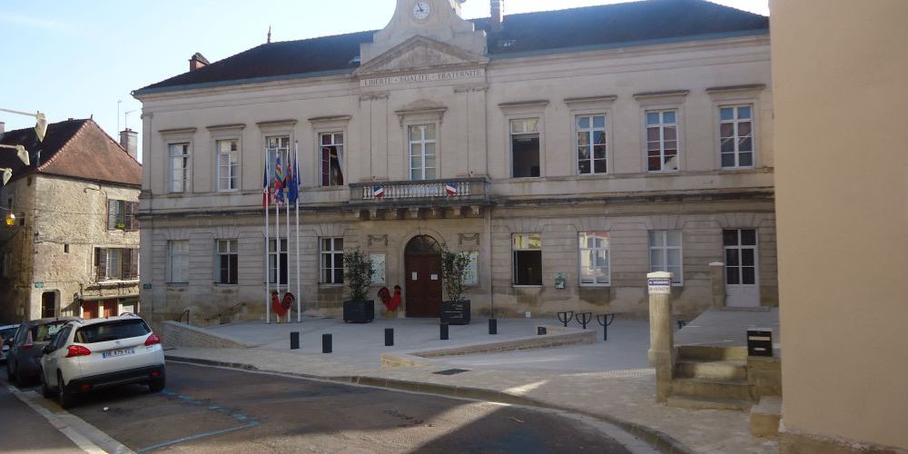 Ville de Montbard - réfection du parvis de la mairie