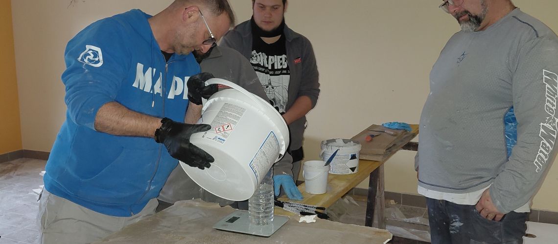 Renfort de structure en carbone MAPEI