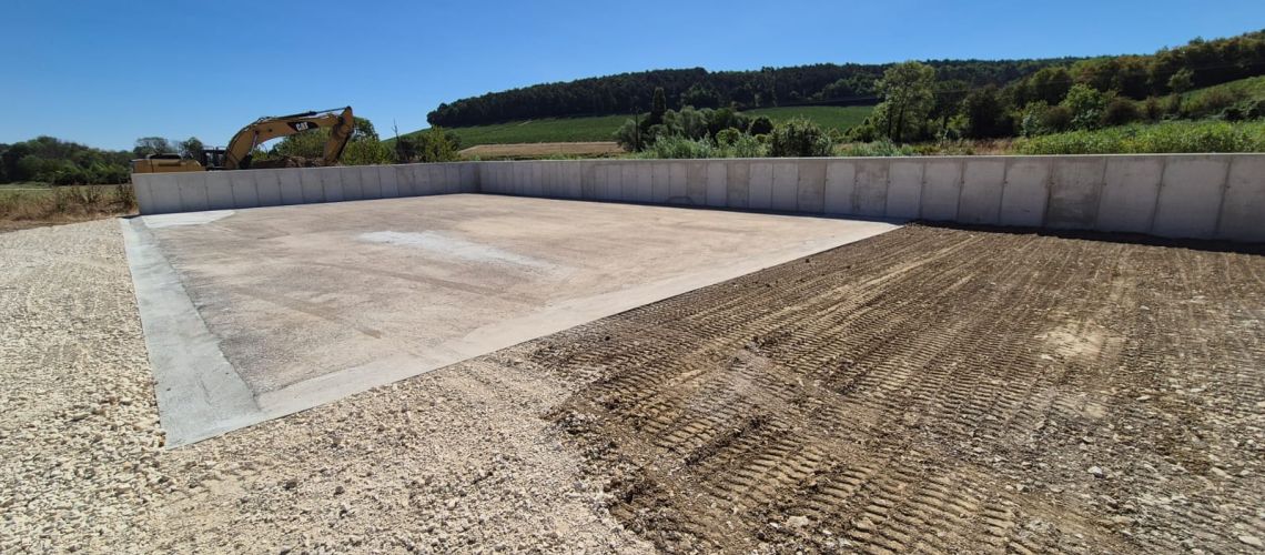 Réalisation dune  aire à Marcs 